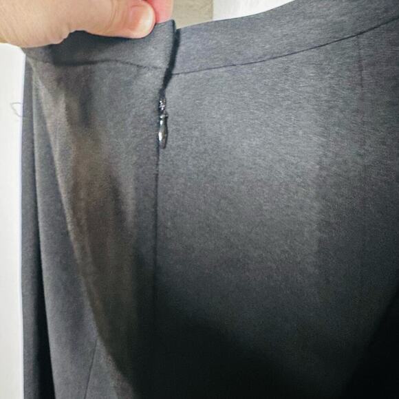 Adrianna Papell Black Streych Crepe Mermaid Skirt size 10 NWT - Picture 7 of 10